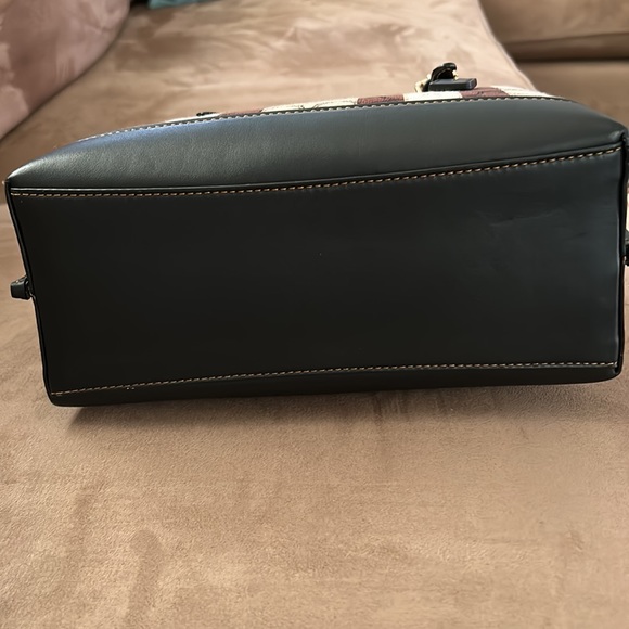 Brand new Coach purse and matching large wristlet - Picture 9 of 9